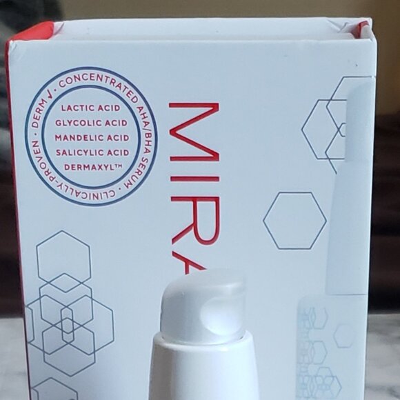 Mirabella All in One Oil-Free Hydrating Serum NEW $58 - Picture 10 of 14